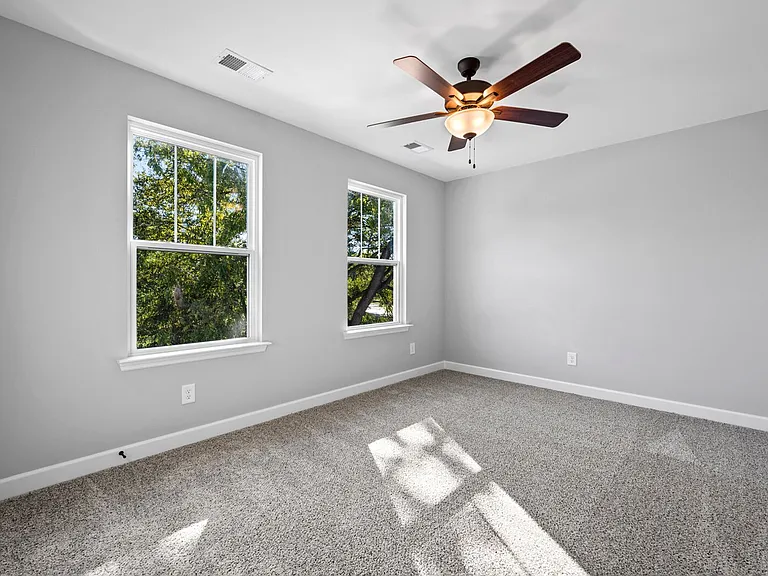 222 Pitts Ave — Photo 13
