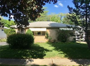 72 Sturm St, Lancaster, NY 14086