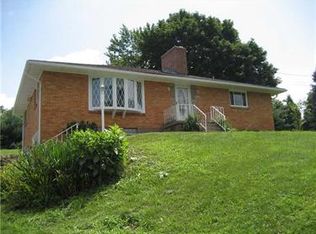 5631 Grubbs Rd, Gibsonia, PA 15044
