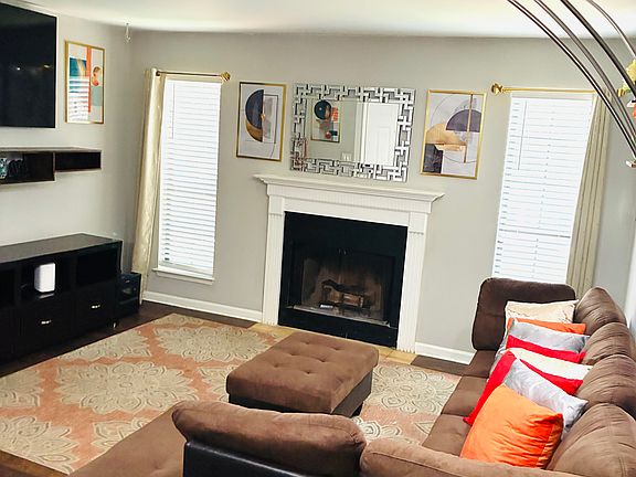 5th image of 594 Windchase Ln