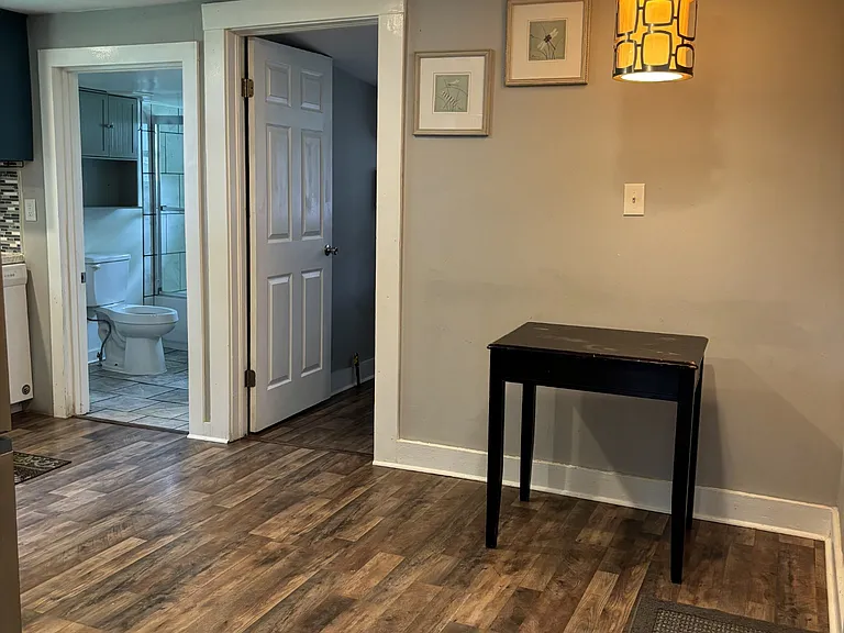 109 Westside Dr — Photo 4