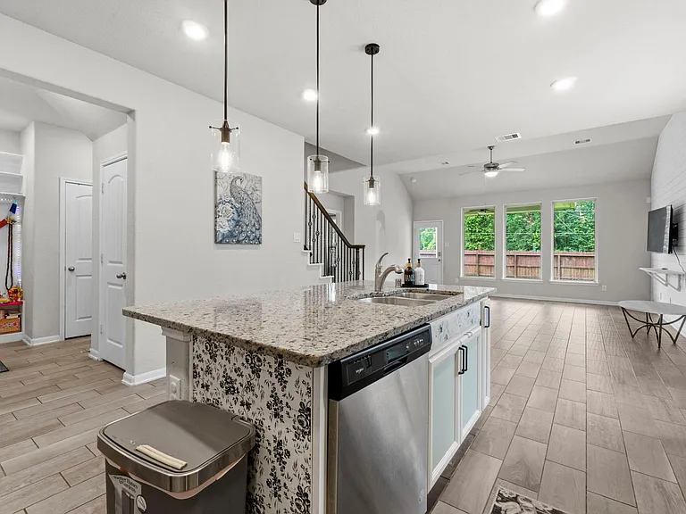 4551 Overlook Bend Dr — Photo 8
