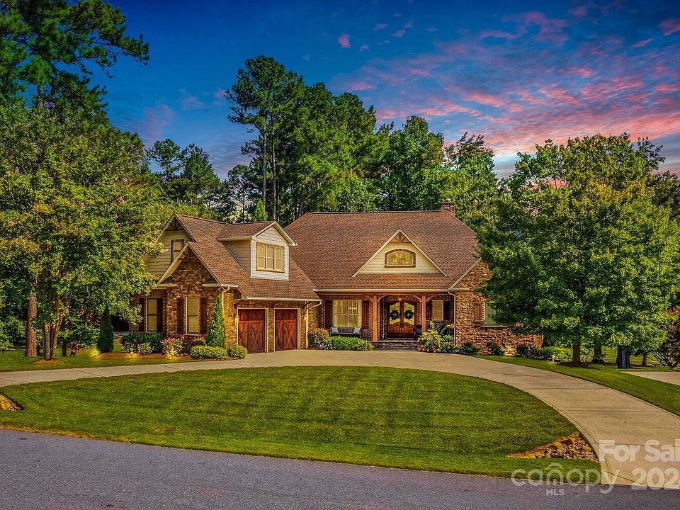 1st image of 7789 Turnberry Ln