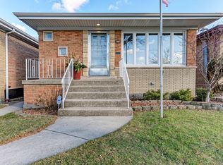 5807 S Menard Ave, Chicago, IL 60638