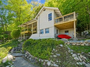 454 Skyline Lake Dr, Ringwood, NJ 07456