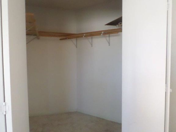 5th image of 3515 Hermosa Dr