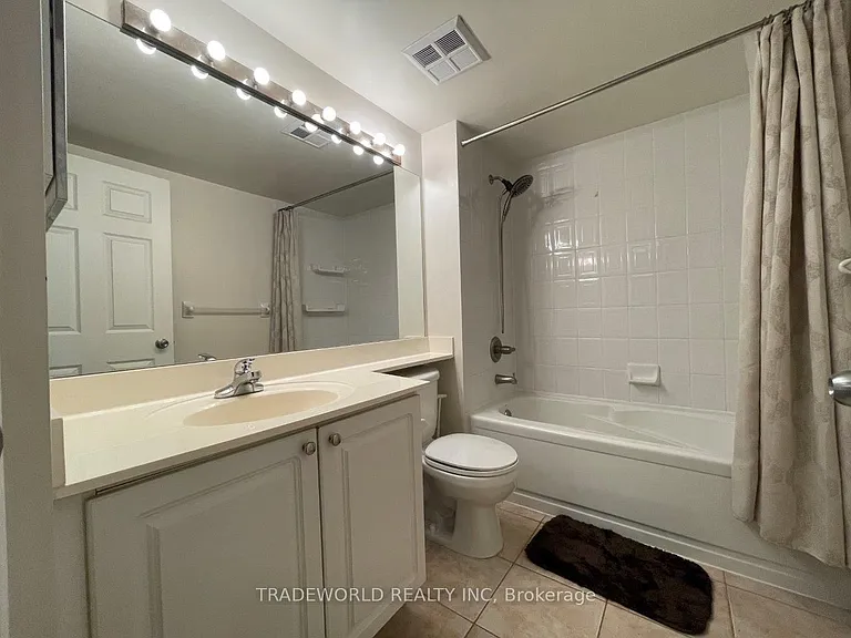 35 Finch Ave E #2209 — Photo 22