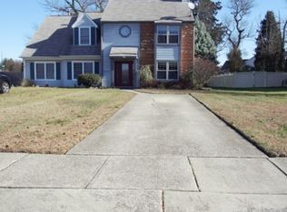 19 Meeting House Ln, Turnersville, NJ 08012