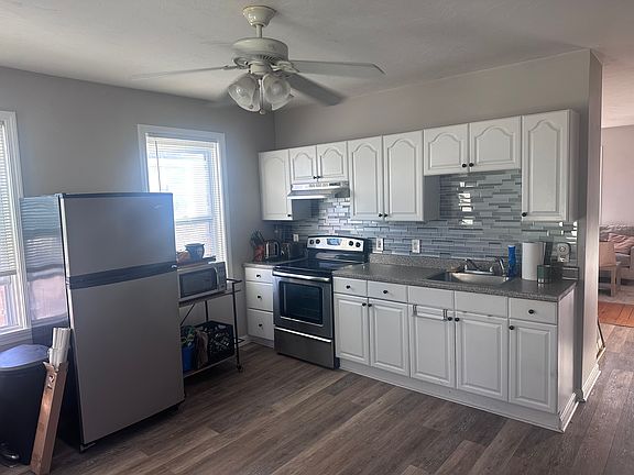 5th image of 1023 Branch Ave APT 2