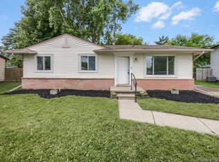 48358 Menter Dr, Chesterfield, MI 48047