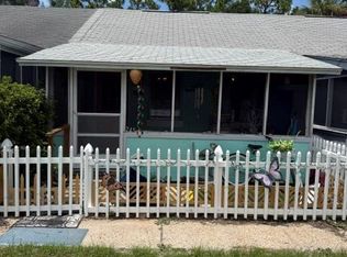 24 Pine St #5, Carrabelle, FL 32322