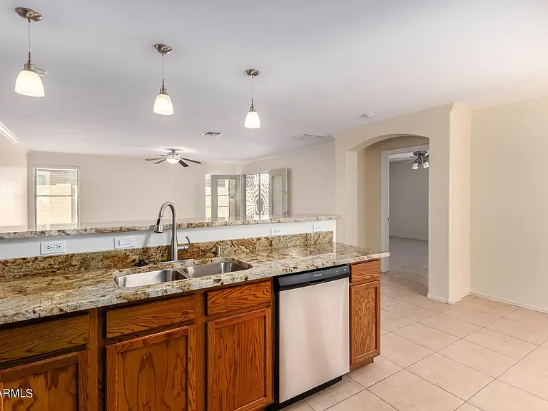 641 S 153rd Ln — Photo 18