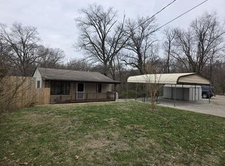 5 Doerge Dr, Caseyville, IL 62232