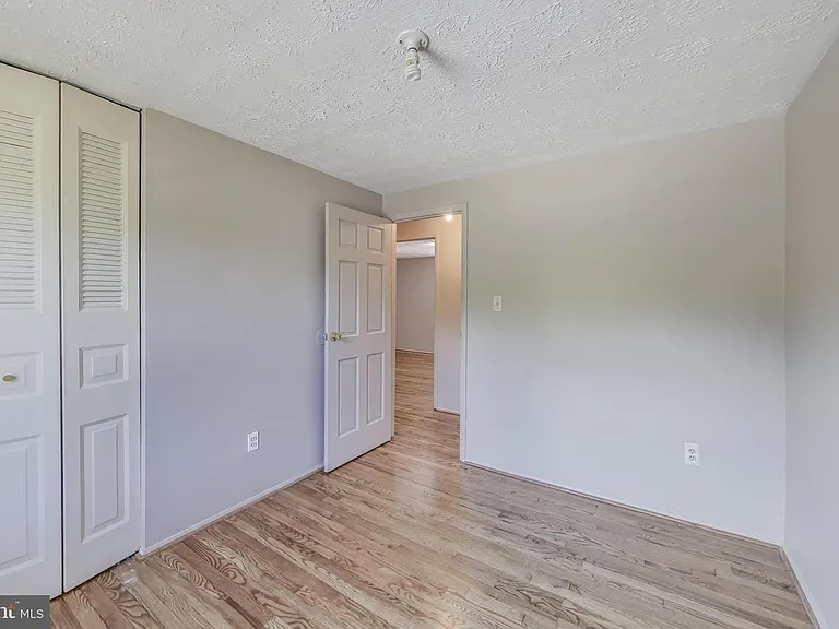 9217 Briarchip St — Photo 23