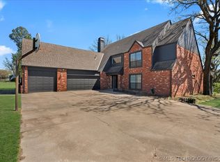 11493 S 4th St, Jenks, OK 74037