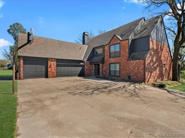 11493 S 4th St, Jenks, OK 74037
