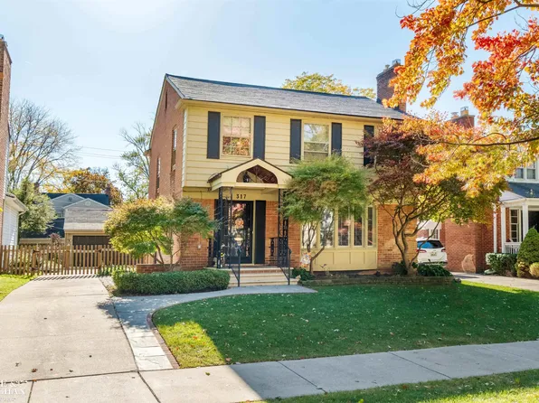 317 Mount Vernon Ave, Grosse Pointe Farms, MI 48236