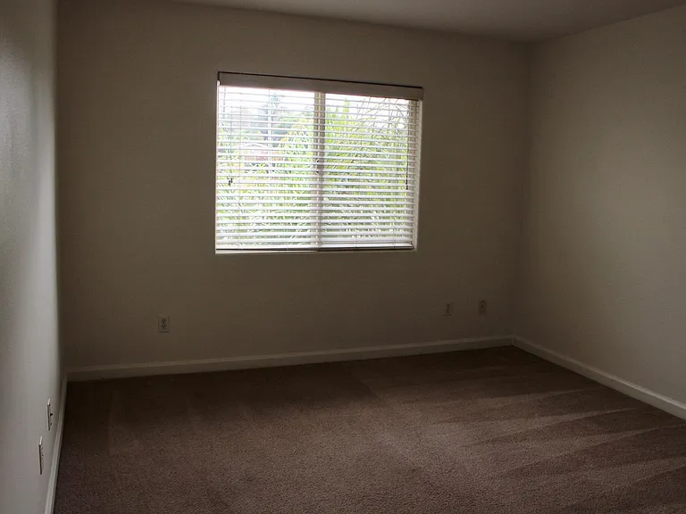 3840 Mount Vernon Ave — Photo 12