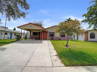 215 NW 12th Ct, Dania, FL 33004
