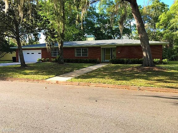 2nd image of 4410 NW 14th Pl