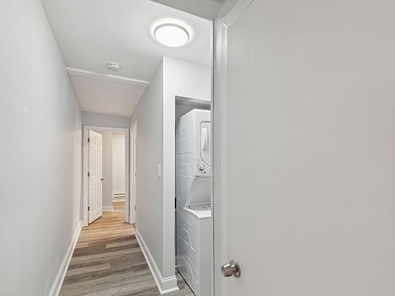 4th image of 2001 Dorrance St #1