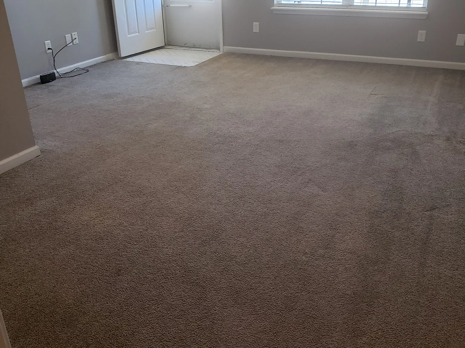 2 bed, 900 sqft, $1,190 — Photo 2