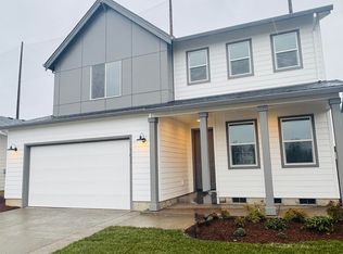 708 Magnolia Ave, Woodburn, OR 97071