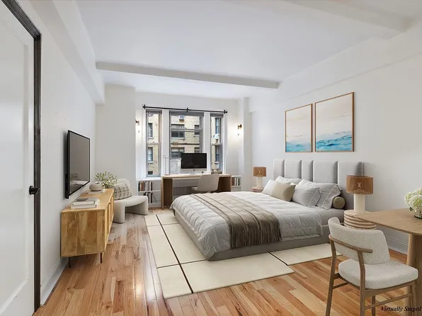 24 5th Ave APT 921, New York, NY 10011