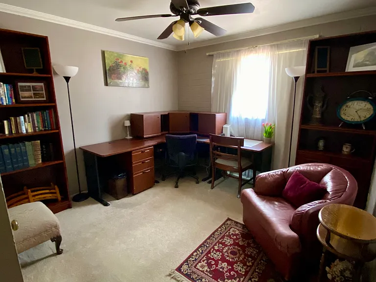 3507 N Chambers Ct — Photo 5