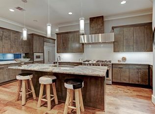 6011 Burgoyne Rd #B, Houston, TX 77057