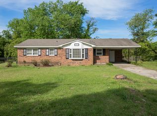 504 Alleghany Rd, Fayetteville, NC 28304