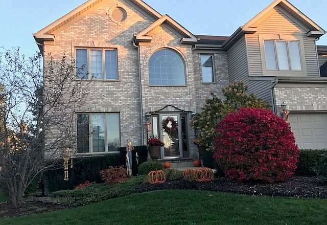 1st image of 924 Woodland Dr