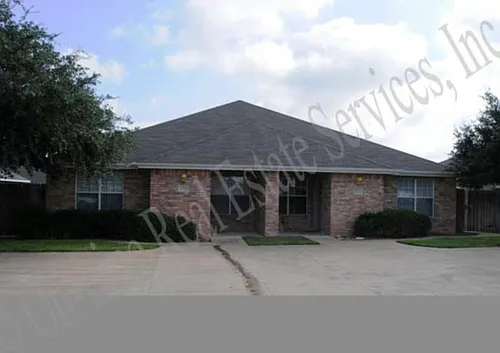 2329 Pronghorn Ln #B Photo 1