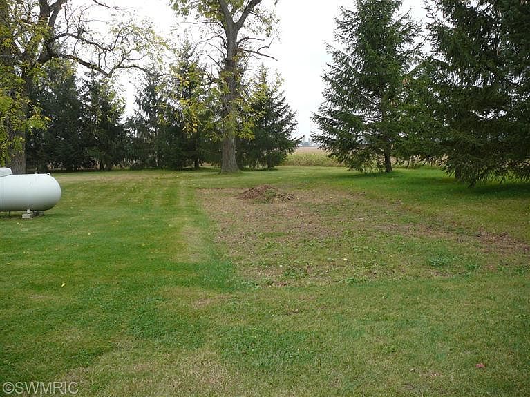 2nd image of 1025 Pleasant Hill Rd