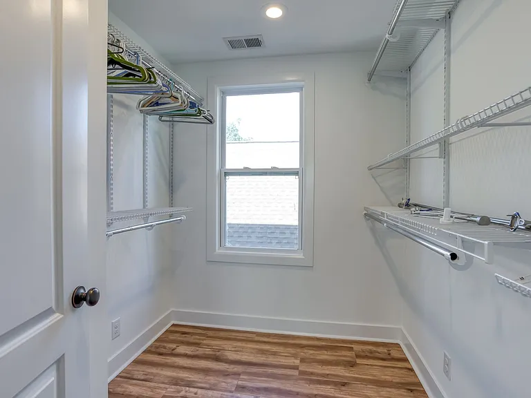 2103 Wrocklage Ave — Photo 30