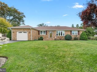 9202 Ravenwood Rd, Rosedale, MD 21237