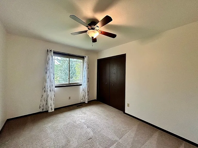4197 Amber St — Photo 12