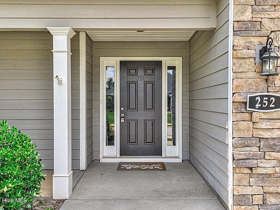 4th image of 252 Carlow Drive