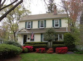 359 Fairmount Rd, Ridgewood, NJ 07450
