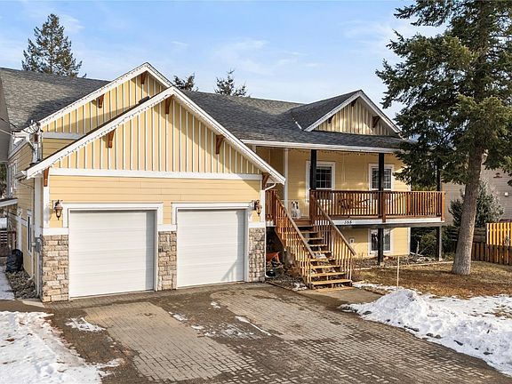 2nd image of 588 McLean Rd