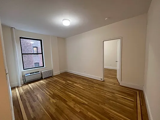 Rented by Douglas Elliman | media 16