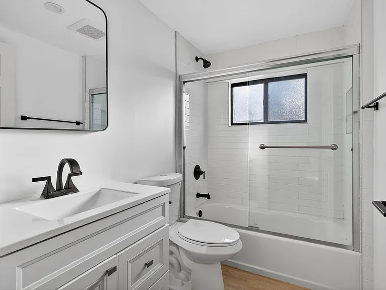 1751 Cabrillo Ave — Photo 22