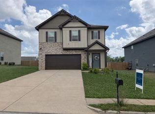 2801 Dunstan Ln, Opelika, AL 36804