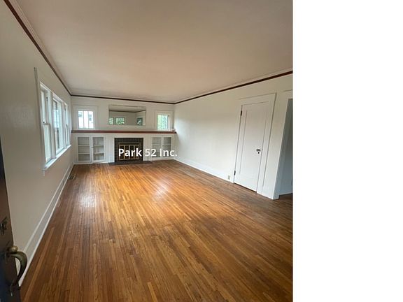 3rd image of 2414 N Lawrence St