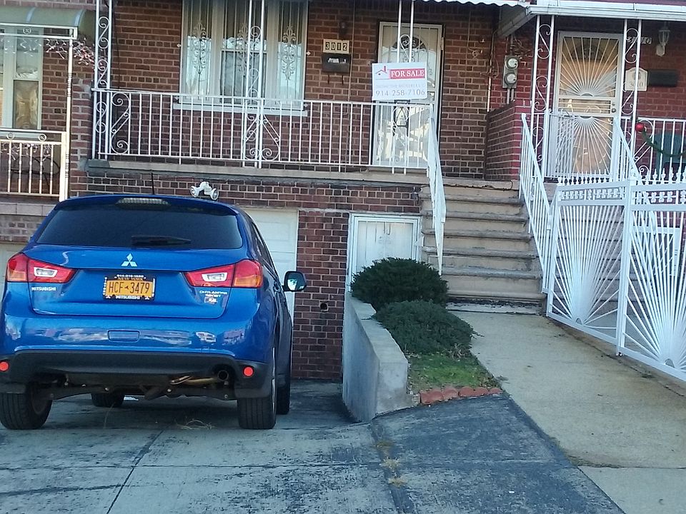 1st image of 3012 Laconia Ave