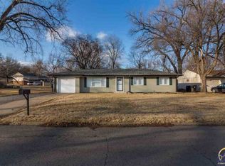1400 SW 30th St, Topeka, KS 66611