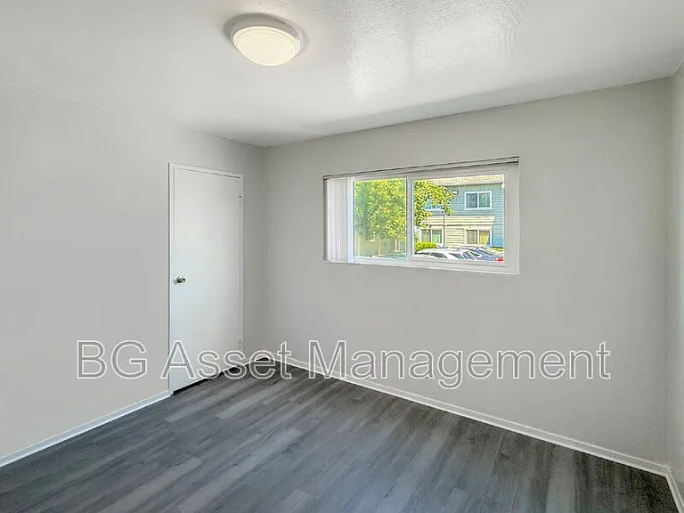 1938 Ethan Way #3 — Photo 11