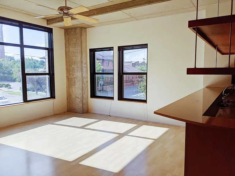 Mercury - Residential — Photo 102