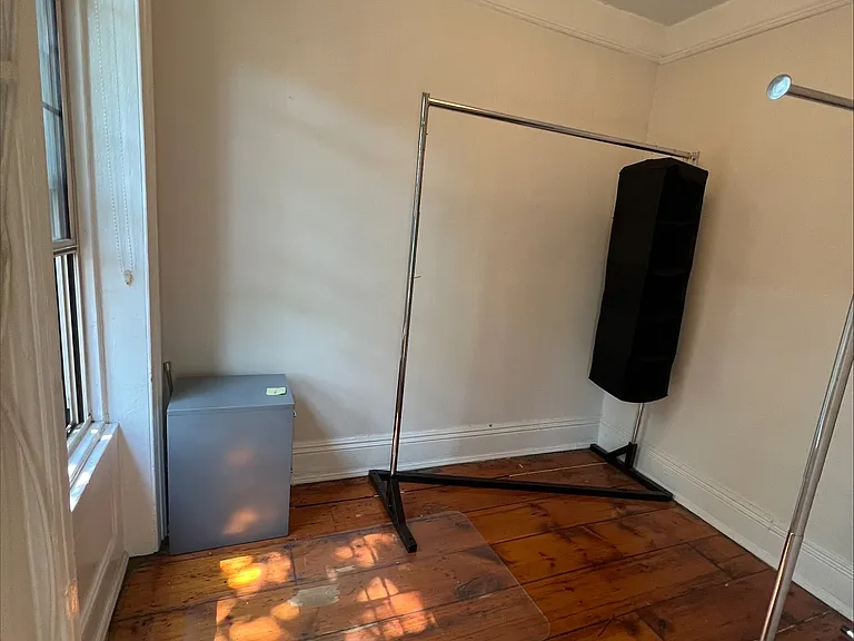 115 Bergen St #2 — Photo 6