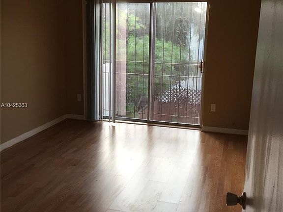 3rd image of 13506 NE 24th Pl #0